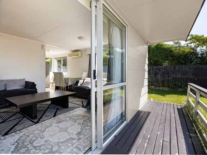 21B Dinsdale Road, Dinsdale