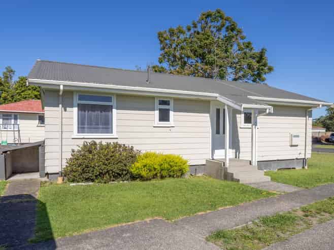 41 Baker Street, Huntly