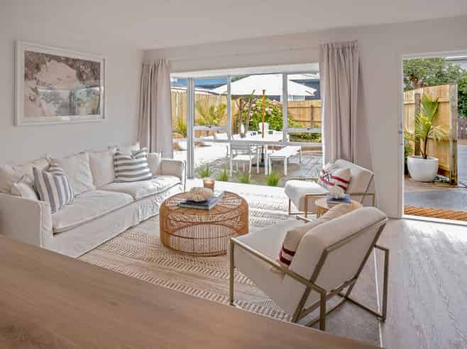 3/83 Centreway Road, Orewa