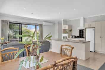 8 Victoria Court, Feilding