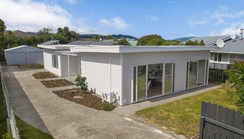 92 Michael Road, PARAPARAUMU