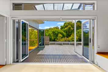 42 Woodstock Road, Forrest Hill