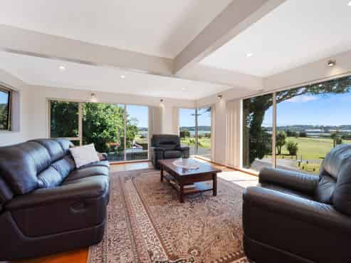 7A Waterfront Road, Mangere Bridge