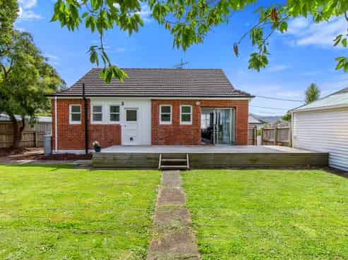 114 Judd Crescent, Naenae