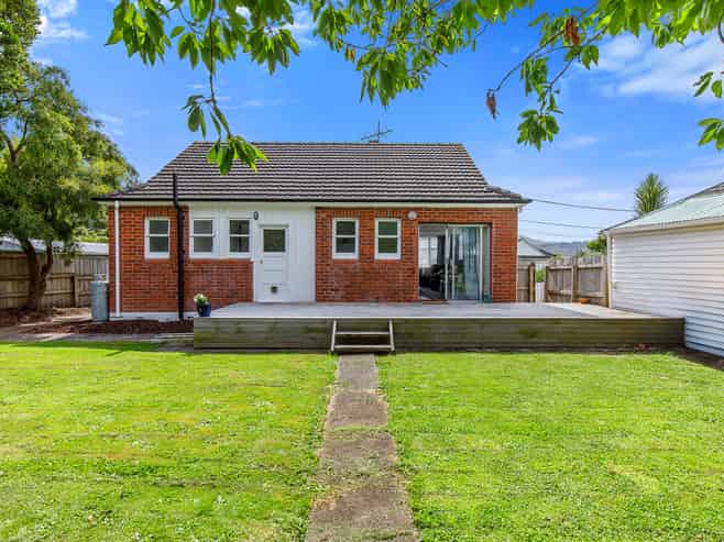 114 Judd Crescent, Naenae