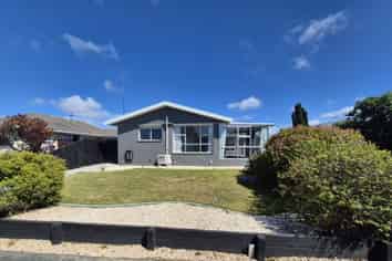 45 Cottonwood Street, Parklands