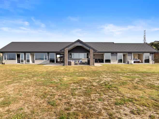 108a Paparata Road, Bombay