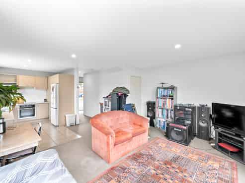 4/75 Thackeray Place, Waltham