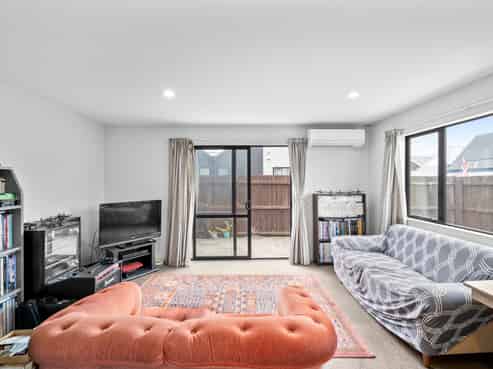 4/75 Thackeray Place, Waltham