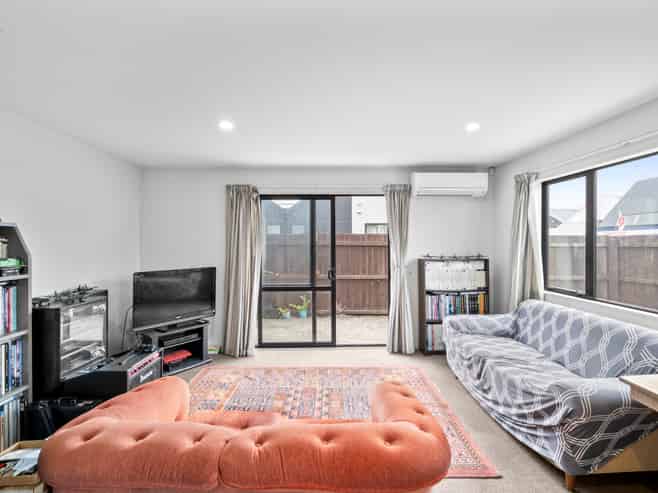 4/75 Thackeray Place, Waltham