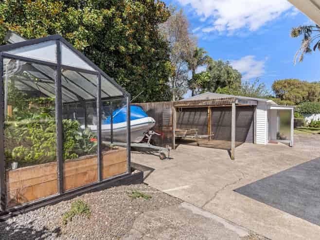 80 Torkar Road, Clarks Beach