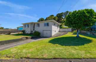 29 Simons Street, Moturoa