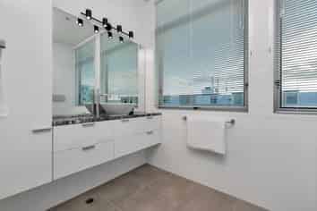 48A/139 Quay Street, Auckland Central