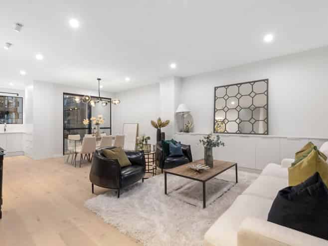 28D Claude Road, Epsom