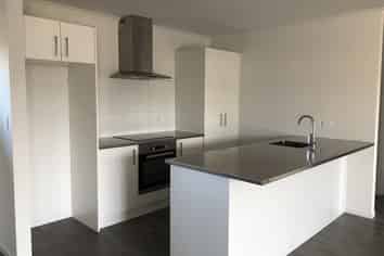 6A Brown Avenue, Carterton