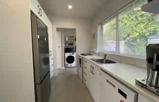 D/3 Peckham Grove, Tawa