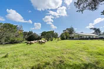 174 Kaipara Coast Highway, Helensville