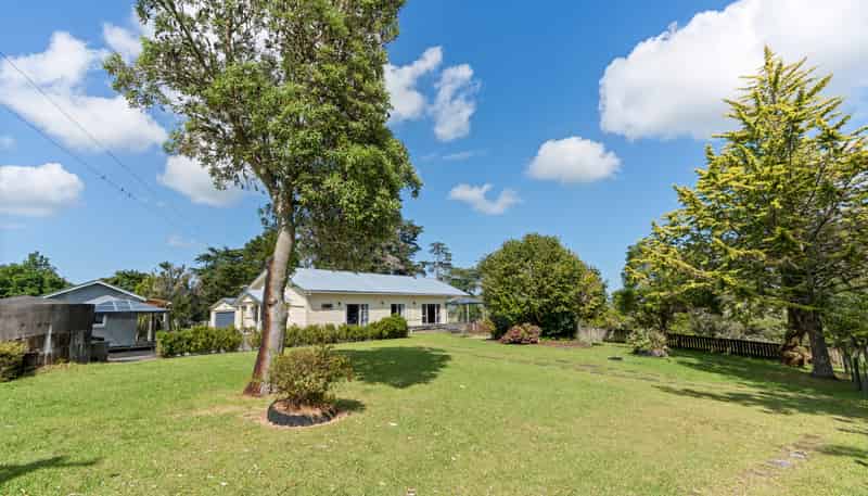 174 Kaipara Coast Highway, Helensville