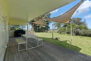 174 Kaipara Coast Highway, Helensville