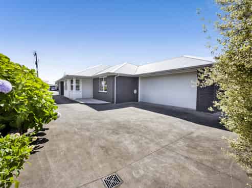 11 Brookes Street, Inglewood