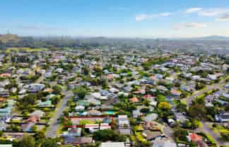 39 Athens Road, Onehunga