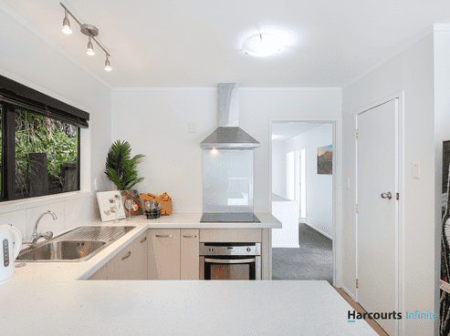 2/27 Flavia Close, Torbay