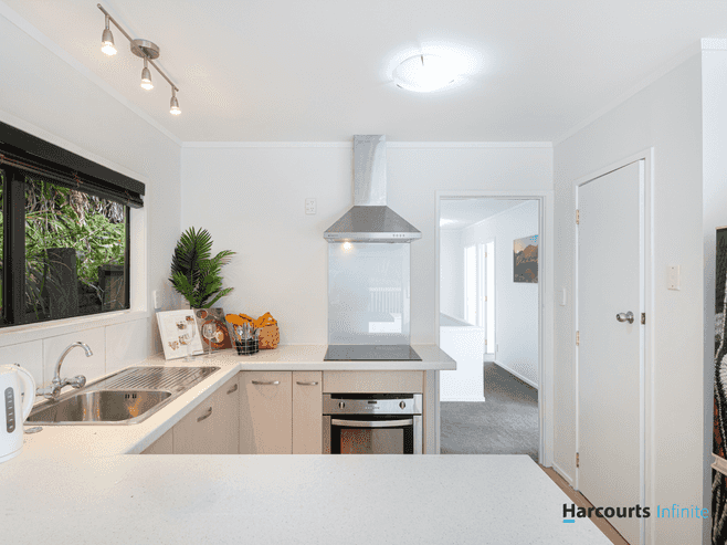 2/27 Flavia Close, Torbay