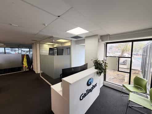 Ground floor office suited for all!