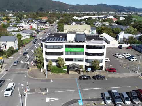 Ground floor office suited for all!