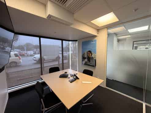 Ground floor office suited for all!