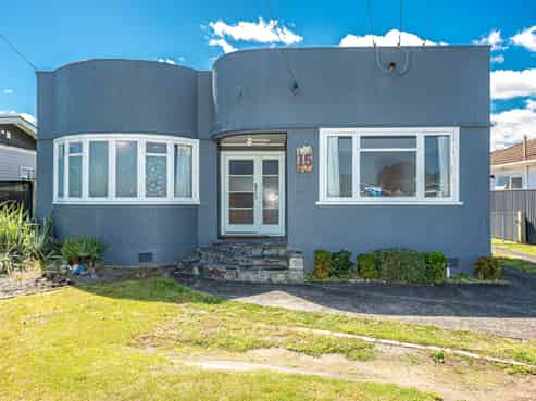 15 Hakeke Street, Whanganui East
