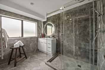 31 Rapallo Place, Farm Cove