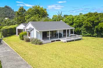 9 Margot Place, Hahei