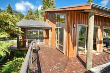32 Mokihinui Preserve, Seddonville
