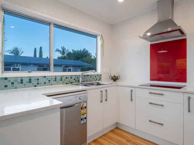 1/4 Tui Glen Road, Birkenhead