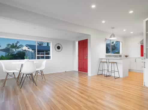 1/4 Tui Glen Road, Birkenhead