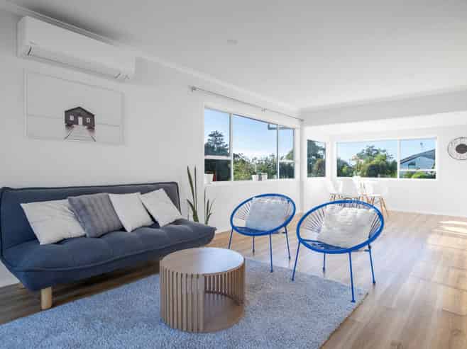 1/4 Tui Glen Road, Birkenhead