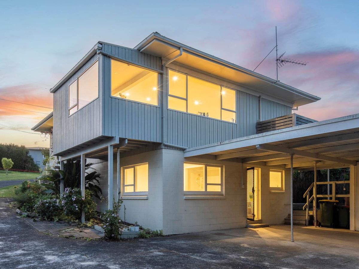 1/4 Tui Glen Road, Birkenhead, North Shore City, Auckland - Photo 2