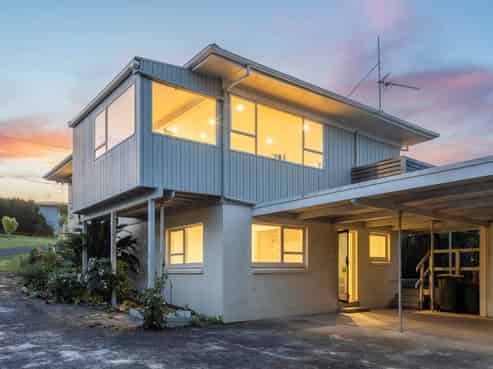 1/4 Tui Glen Road, Birkenhead