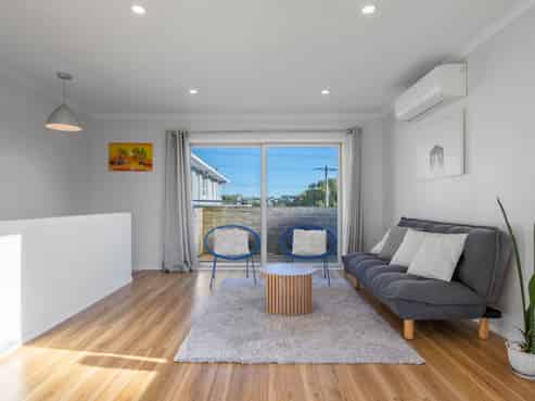 1/4 Tui Glen Road, Birkenhead