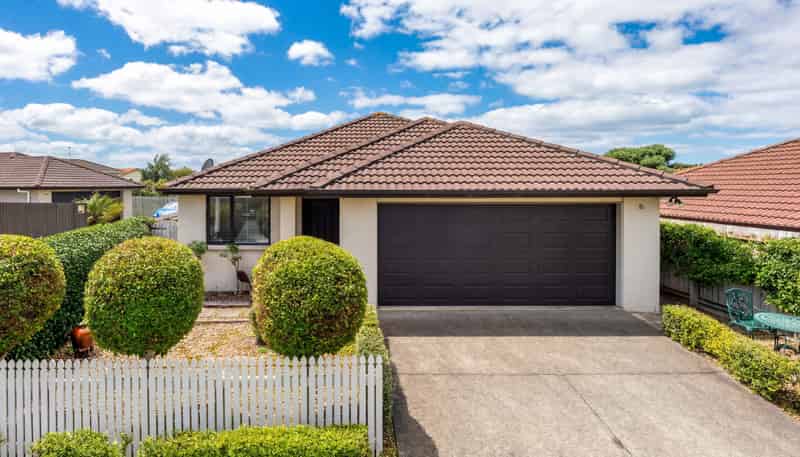 16 The Rise, Gulf Harbour