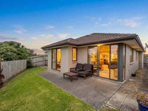 16 The Rise, Gulf Harbour