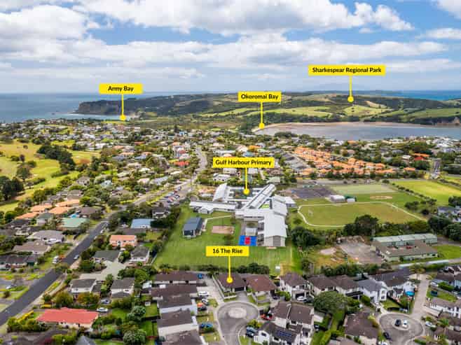 16 The Rise, Gulf Harbour