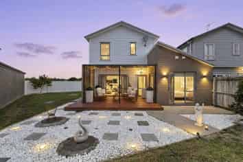 30 Ipukarea Street, Weymouth