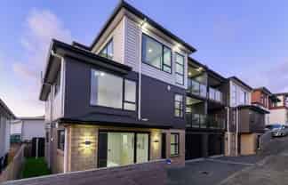 121B-121C New Windsor Road, New Windsor