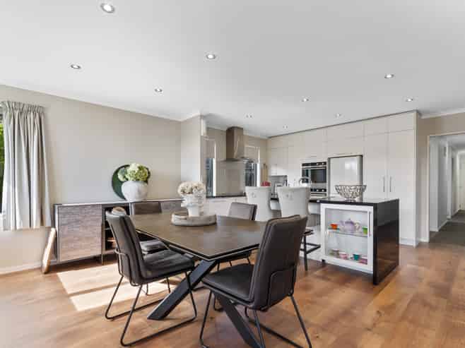 24 Fawdan Way, Richmond