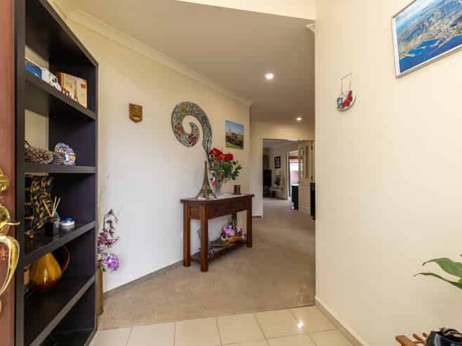 196 Milne drive, Paraparaumu