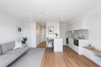 1N/3 Keystone Avenue, Three Kings