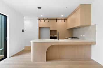 23 Karaka Village Parade, Karaka