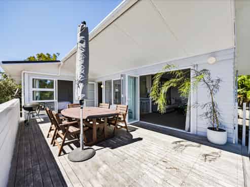 196 Verbena Road, Birkdale